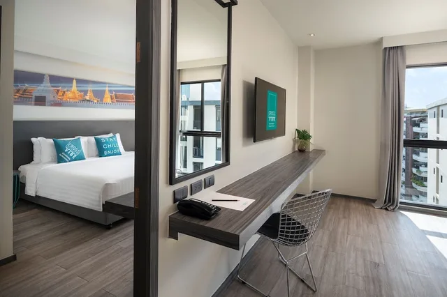 Suite, Queen Bed, Cross Vibe Bangkok Sukhumvit 3/6