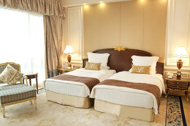 Superior, New Orient Landmark Hotel Macau 2/2