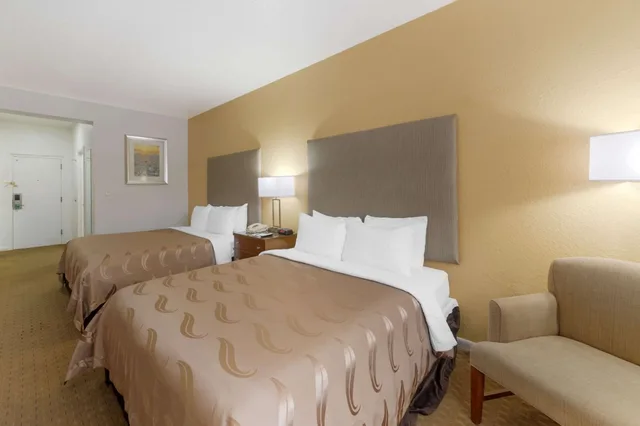 غرفة بسريرين مزدوجين، Quality Inn Florida City - Gateway To The Keys 1/6
