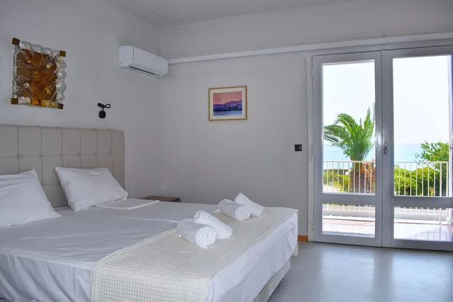 غرفة سوبيريور بسرير مزدوج أو سريرين منفصلين بإطلالة على البحر، Theoxenia Hotel 1/10