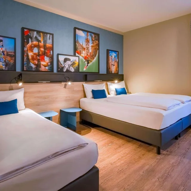 غرفة ديلوكس ثلاثية بسرير فردي وثلاثة أسرّة، Ramada Encore by Wyndham Munich Messe 2/10