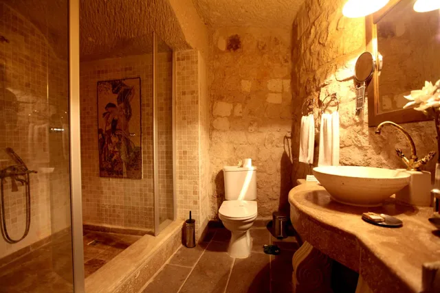 جناح بسرير كينج، Miras Hotel 4/10