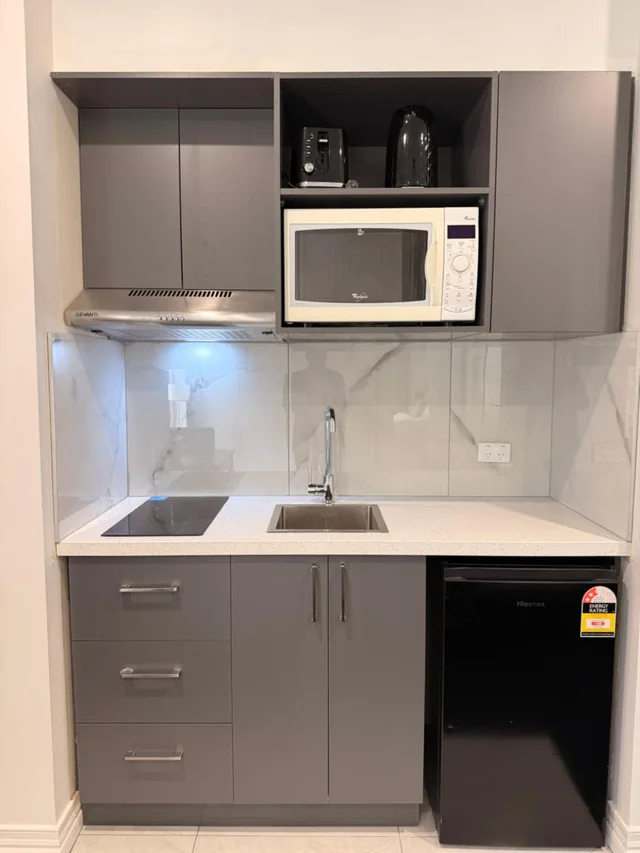 Superior, Deluxe, Apartment, King Bed, Comfort Apartments Melbourne Central 6/8