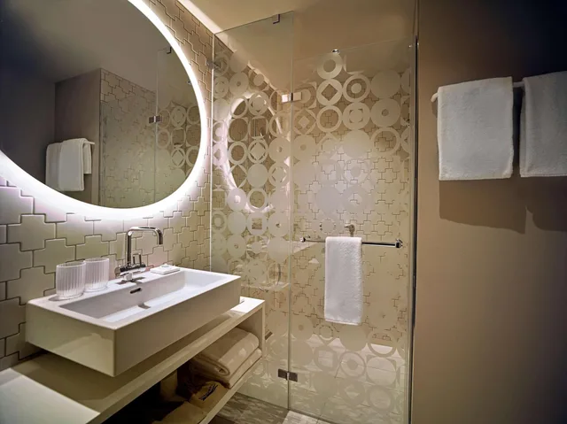 غرفة بسريرين منفصلين بإطلالة، Hyatt Place Zurich Airport The Circle 3/3