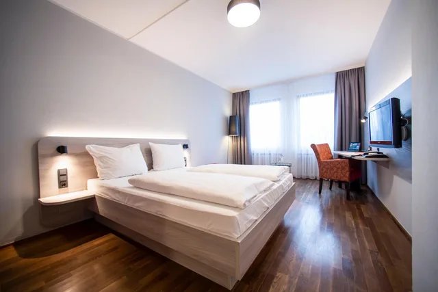 غرفة ديلوكس بسرير مزدوج، Eden Frueh Am Dom Hotel 2/4