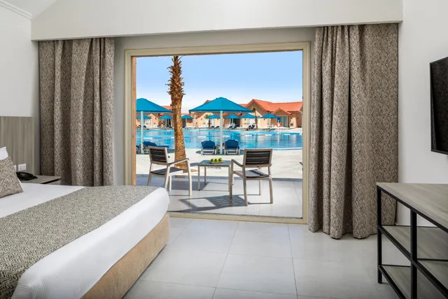 Swim Up, Bungalow, King Bed, Pool View, Pickalbatros Jungle Aqua Park - Neverland Hurghada 2/2