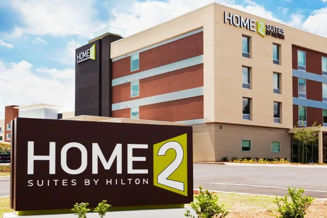 جناح استوديو بسريرين كوين مع أريكة لذوي الإعاقة، Home2 Suites by Hilton Birmingham Colonnade 1/1