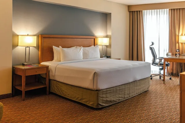Junior Suite, King Bed, Club Lounge Access, Club Floor، CROWNE PLAZA MONTERREY AEROPUERTO 3/4
