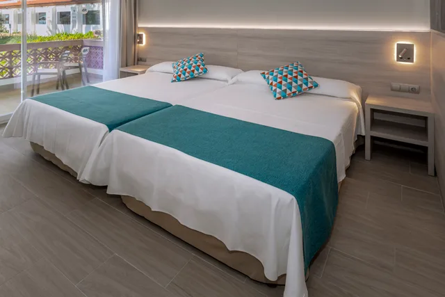 Room, Side Sea View، 4R Gran Europe Hotel 2/4