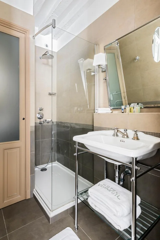 غرفة صغيرة مزدوجة، Hotel Verneuil 6/9