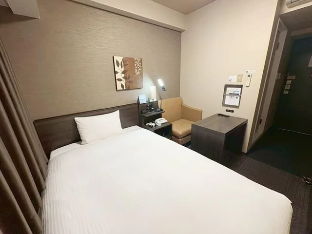 غرفة كومفورت مفردة بسرير مزدوج للمدخنين، Hotel Route Inn Higashi Hiroshima Saijo Ekimae 1/2