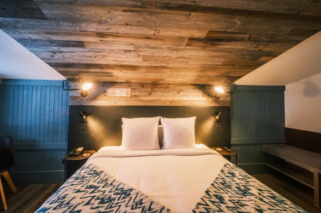 Suite, Mont Blanc View, Living Area, Balcony، Chalet Hotel le Prieure and Spa 2/6