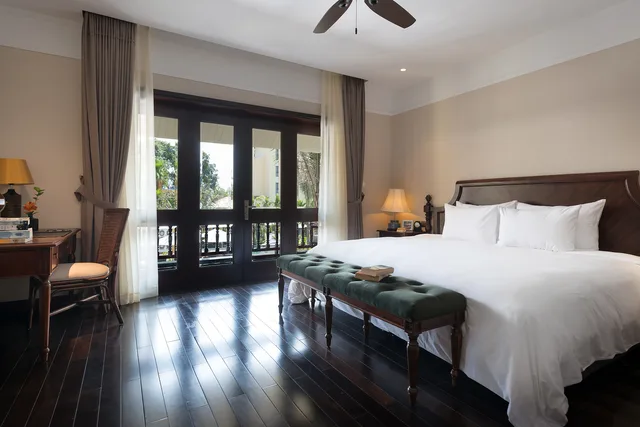 جناح جونيور بشرفة، La Siesta Resort Spa Hoi An 1/10