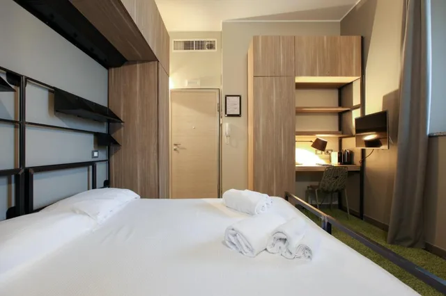 Smart, Double Bed، Versoverde Alzaia Naviglio Grande 3/7