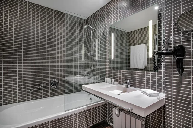 Plus, Standard, King Bed, City View, AC Hotel Burgos by Marriott 10/15