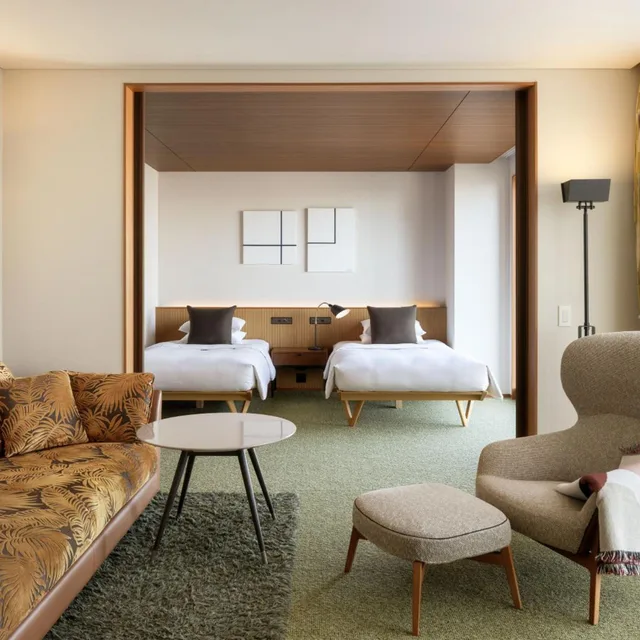 جناح ركني بسريرين منفصلين بإطلالة على المدينة، The Aoyama Grand Hotel 1/3