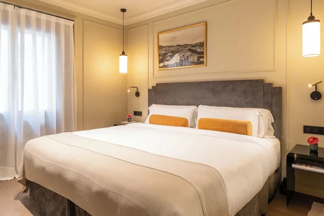 Avenida, Classic, Twin Beds، El Avenida Palace 2/4