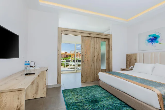 Honeymoon, Bungalow, Pickalbatros Jungle Aqua Park - Neverland Hurghada 1/5