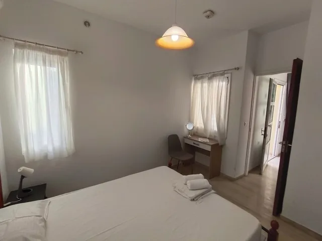شقة أساسية رباعية بسرير كوين وسرير فردي مع أريكة، Albatross Studios And Apartments 2/8