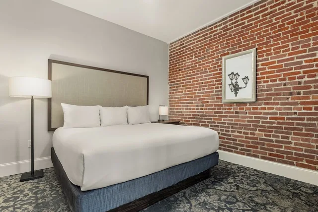 شقة سكنية قياسية بسرير كينج بغرفة نوم واحدة مع أريكة، Club Wyndham La Belle Maison 1/4
