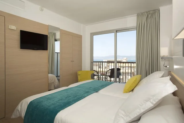غرفة قياسية بسرير مزدوج بشرفة، JS Palma Stay - Adults Only 3/5