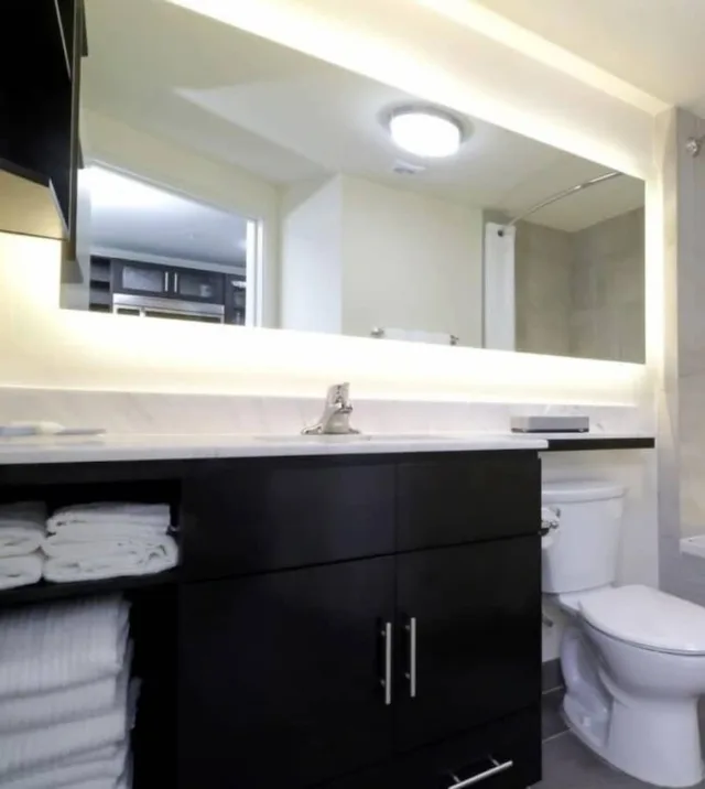 1 Bedroom, Suite, Queen Bed, Sofa, Candlewood Suites 1/1