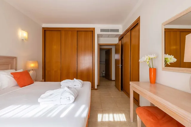 1 Bedroom, Family, Apartment, Twin Beds, Vale D'oliveiras Quinta Resort And Spa 1/4