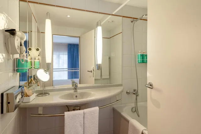 غرفة قياسية بسريرين منفصلين، Castrum Hotel Szekesfehervar 10/10