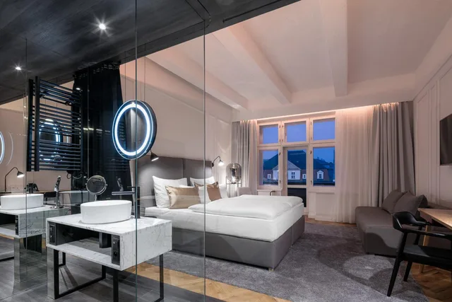 غرفة عائلية بسرير بطابقين بشرفة بجاكوزي، Pytloun Boutique Hotel Prague 2/8