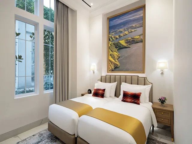 غرفة ديلوكس بسرير كينج، The Grand Mansion Menteng 2/3