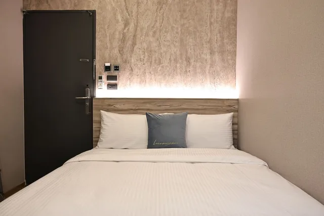 غرفة قياسية بسرير كوين، Galaxy Mini Inn 5/9
