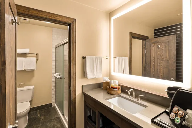 Courtyard, Premium, King Bed, with View, Arabella Hotel Sedona 7/8