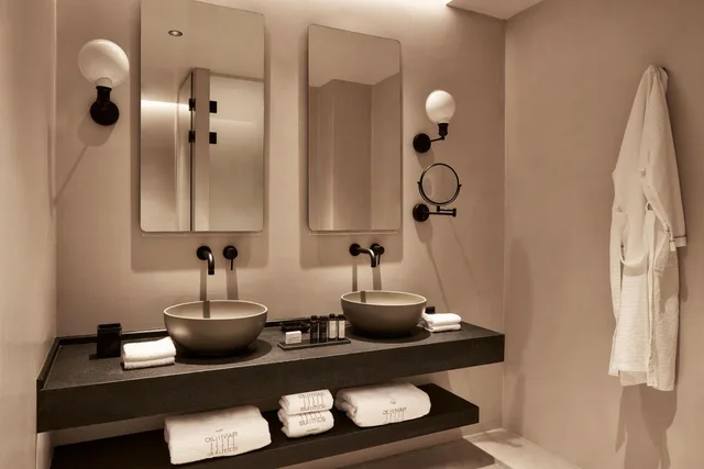 جناح بغرفتي نوم بمسبح خاص، The Olivar Suites 4/5