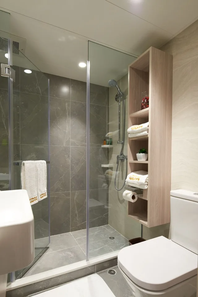 Premier Sky twin، Wharney Hotel 5/6