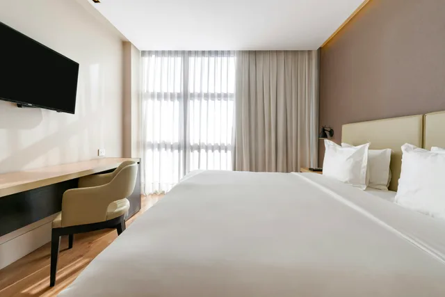 غرفة بسرير كينج، Palmaroga Hotel Asuncion, Tapestry Collection by Hilton 2/4