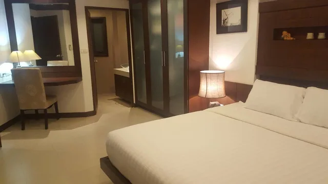2 Bedrooms, Family Suite, 2 King Beds, Pool View, Pool Side، Samui Emerald Condotel 2/2