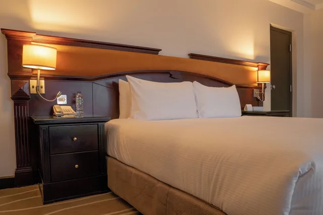 جناح تنفيذي بسرير كينج بإطلالة على الحديقة، Danat Al Ain Resort 2/7