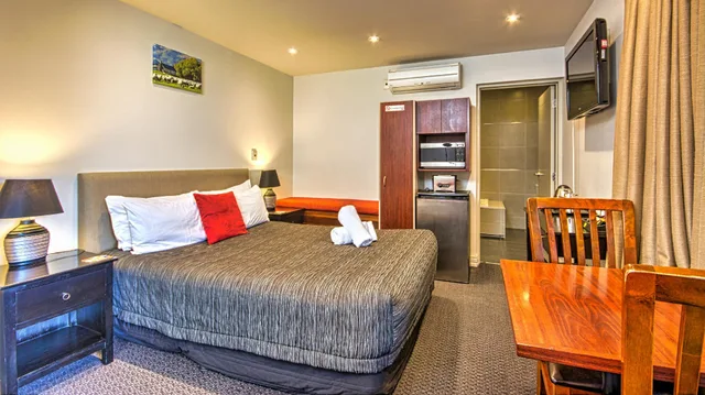 استوديو في الطابق الأرضي، Autoline Motel 1/2