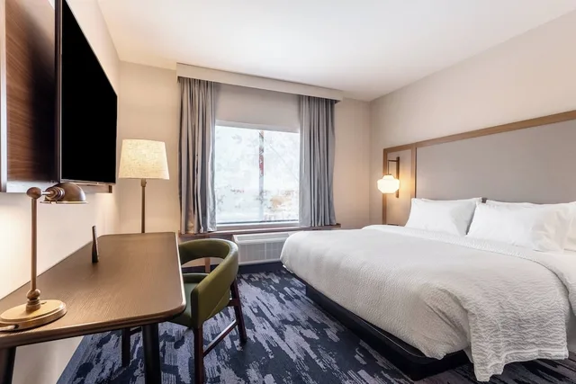 غرفة بسرير كينج لذوي الإعاقة، Fairfield Inn & Suites Dallas Arlington South 3/3