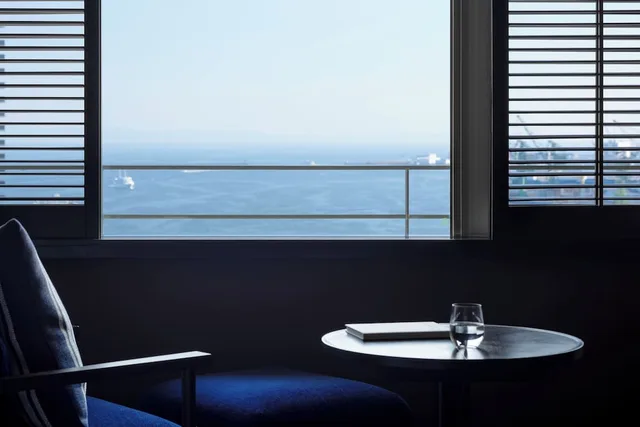 Room, Twin Beds, Harbour View, Oriental Floor، Oriental Hotel 8/9