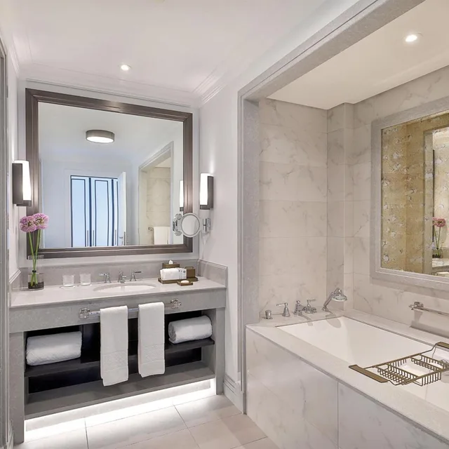 غرفة ديلوكس بسرير كينج، The St Regis Amman 6/9