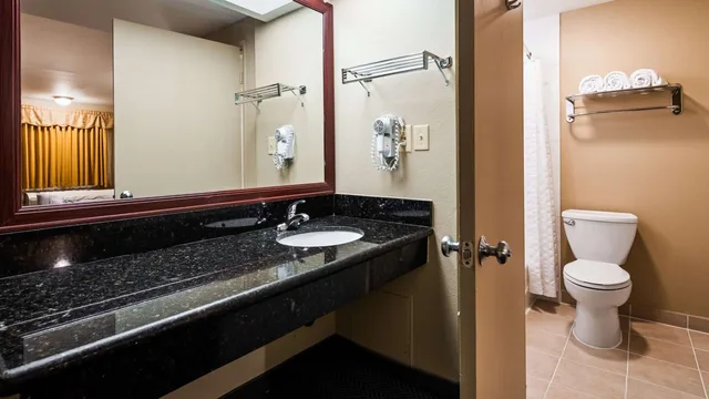 جناح تنفيذي، Rancho San Diego Inn and Suites (Ex SureStay Plus Hotel by Best Western El Cajon) 9/10