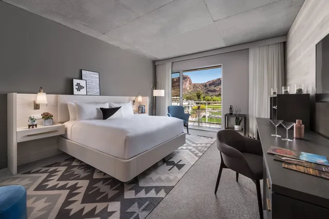 Mountain, Premium, King Bed، Mountain Shadows 8/10