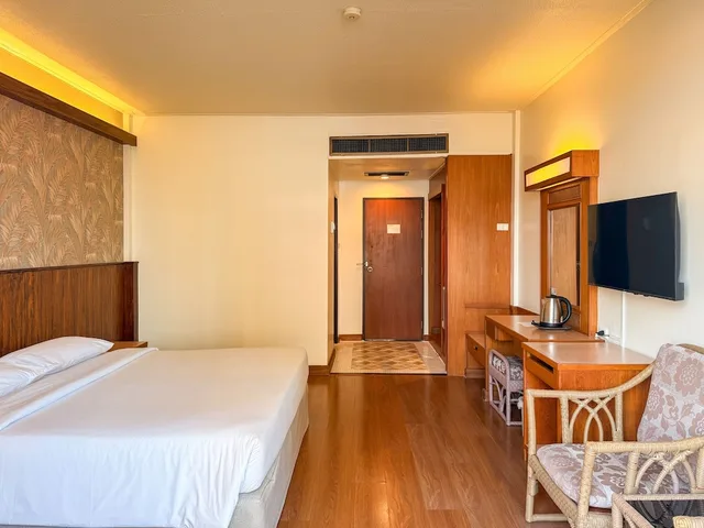 غرفة سوبيريور بسريرين منفصلين، Golden Beach Hotel Pattaya 2/10