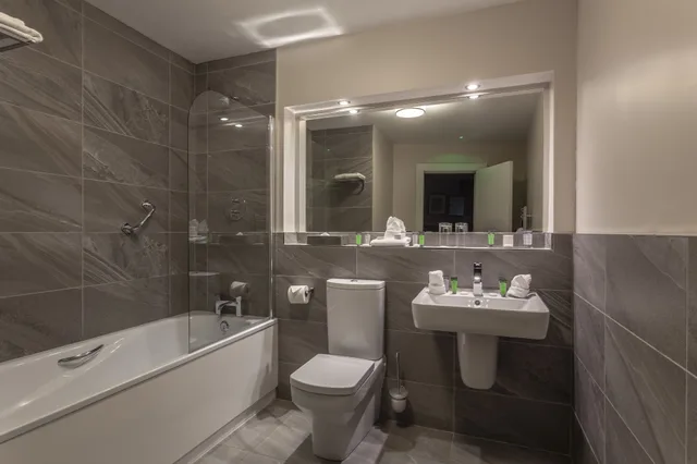 غرفة ديلوكس بسرير مزدوج، Glenroyal Hotel & Leisure Club 4/4