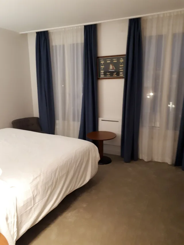 Junior Suite, King Bed, Street View، Hotel Le Yachtman 6/10