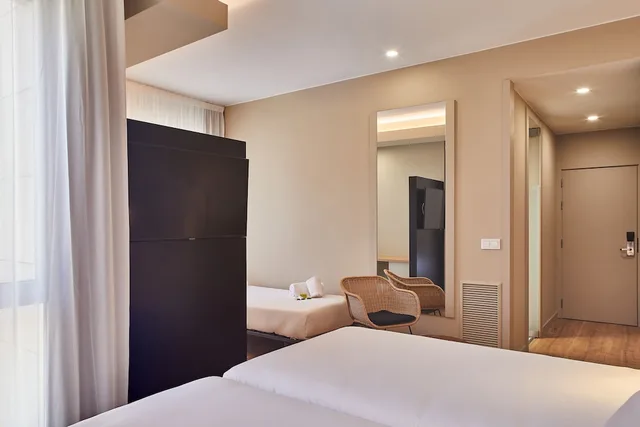 Room, Triple, 3 Beds, Silken Reino de Aragon 6/8