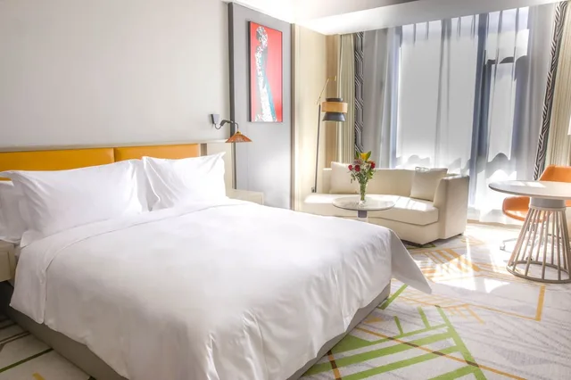 Superior, King Bed, ARGYLE GRAND HOTEL 1/3