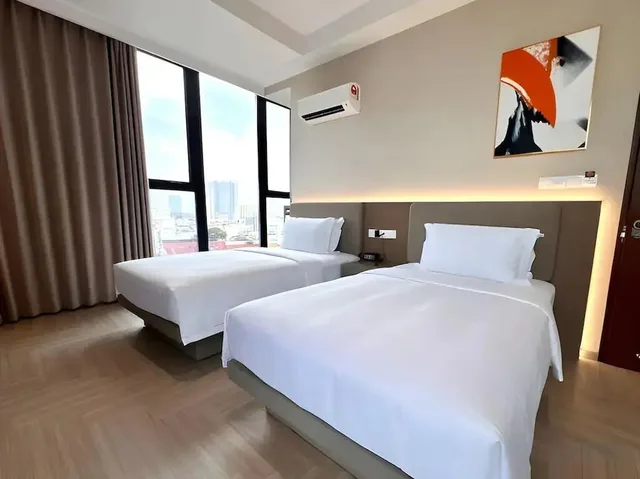 Standard, Twin Beds, Landison Hotel Penang 1/7