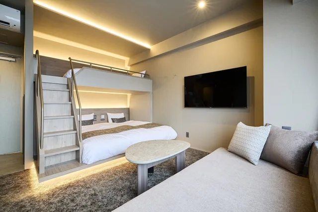 غرفة ثلاثية بسرير بطابقين وثلاثة أسرّة مع أريكة، Fav Hotel Kagoshima Chuo 2/3
